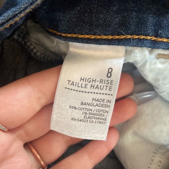 Old navy high rise jean skirt! - Picture 3 of 3